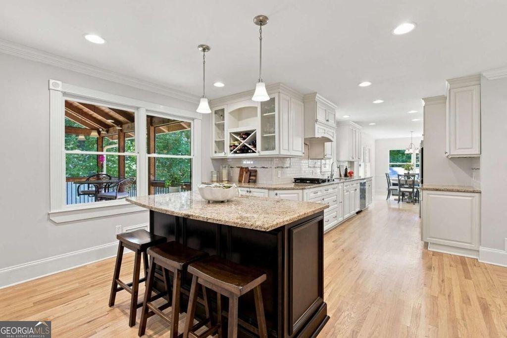 330 Waverly Hall Drive, Roswell, GA 30075 — photo 4