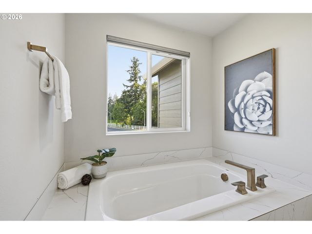 2999 S QUARTZ Dr, Cornelius, OR 97113