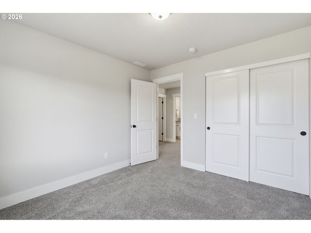 2999 S QUARTZ Dr, Cornelius, OR 97113