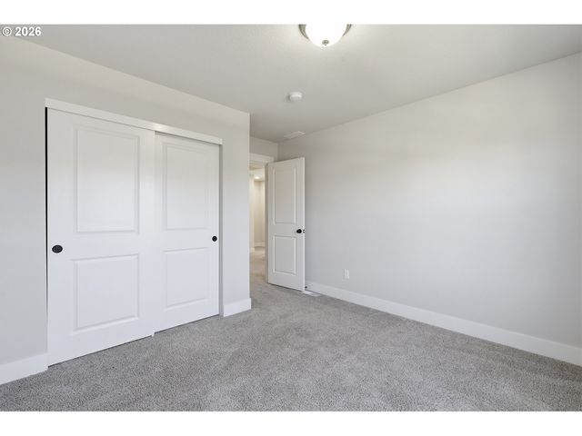 2999 S QUARTZ Dr, Cornelius, OR 97113
