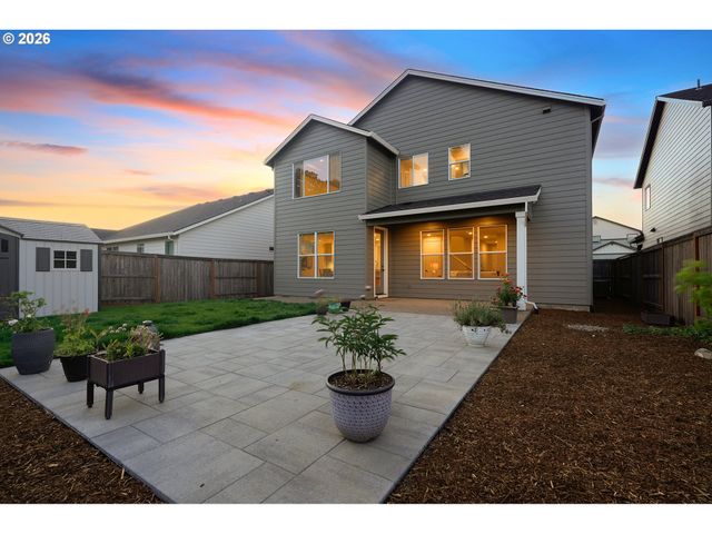 2999 S QUARTZ Dr, Cornelius, OR 97113
