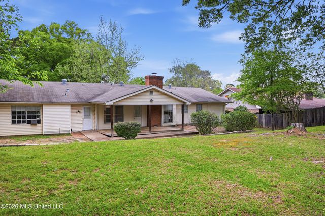 1206 Cliffdale Drive, Clinton, MS 39056