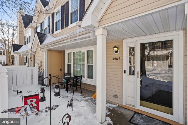 3907 SAXONY DR, Mount Laurel, NJ 08054