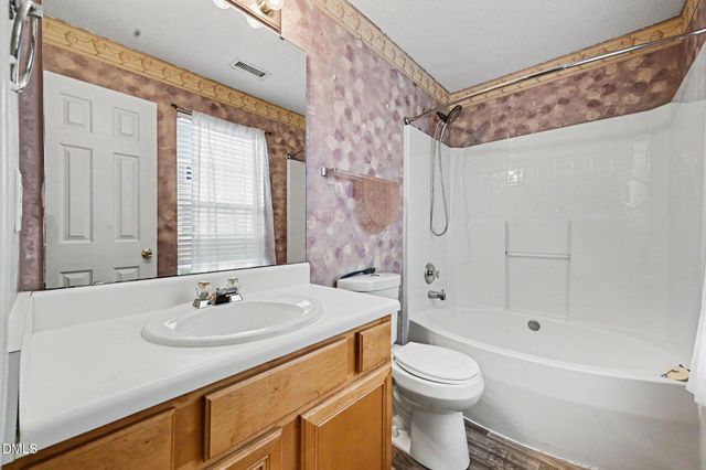 1016 Penncross Drive, Raleigh, NC 27610