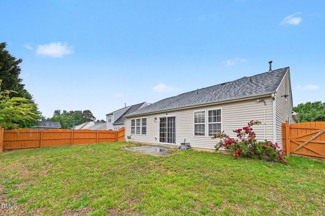 1016 Penncross Drive, Raleigh, NC 27610