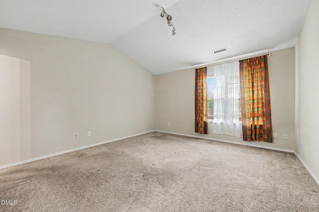1016 Penncross Drive, Raleigh, NC 27610
