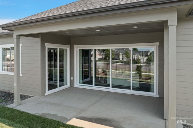 2374 N Mountain Vista Ave, Star, ID 83669