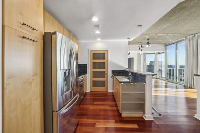 3324 Peachtree NE Road 2301, Atlanta, GA 30326