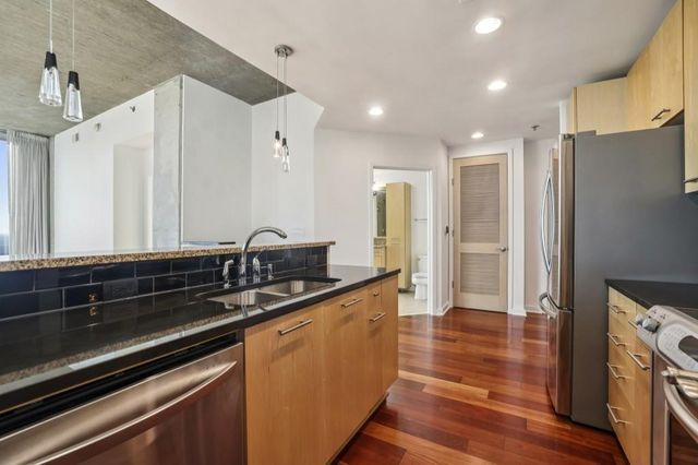 3324 Peachtree NE Road 2301, Atlanta, GA 30326