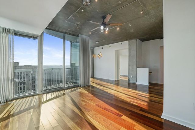 3324 Peachtree NE Road 2301, Atlanta, GA 30326