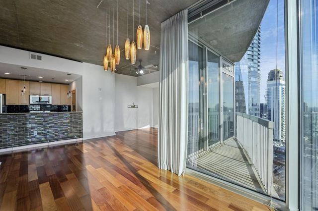 3324 Peachtree NE Road 2301, Atlanta, GA 30326