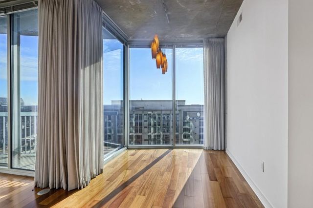 3324 Peachtree NE Road 2301, Atlanta, GA 30326