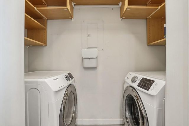 3324 Peachtree NE Road 2301, Atlanta, GA 30326