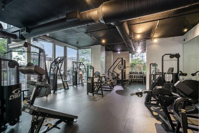 3324 Peachtree NE Road 2301, Atlanta, GA 30326