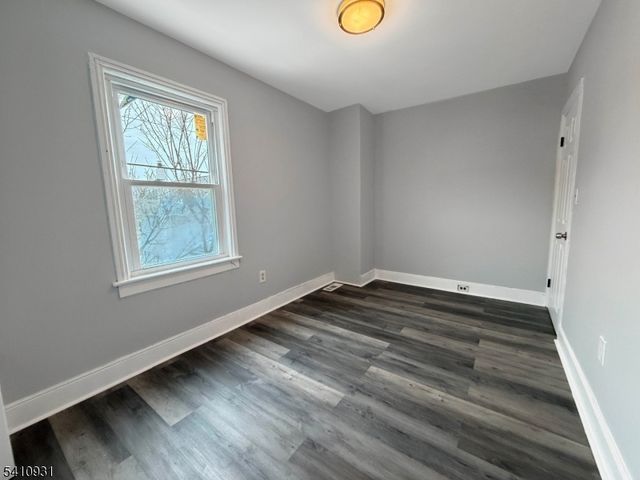 65 Davis St, Phillipsburg Town, NJ 08865