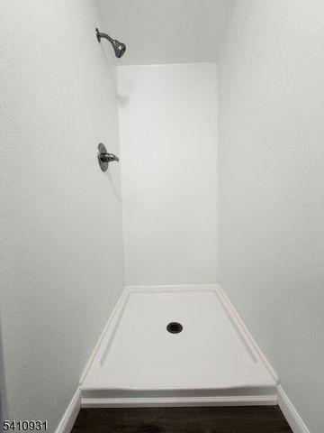 65 Davis St, Phillipsburg Town, NJ 08865