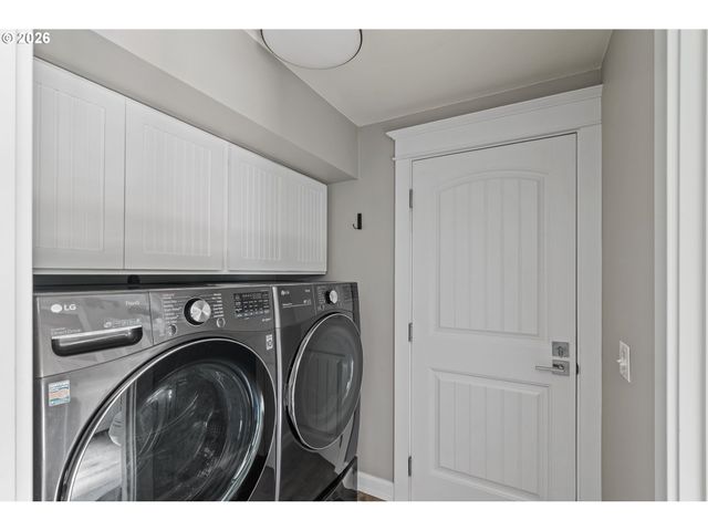 15784 Nw OVERTON Dr, Beaverton, OR 97006