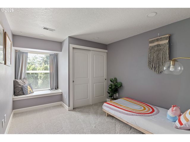15784 Nw OVERTON Dr, Beaverton, OR 97006