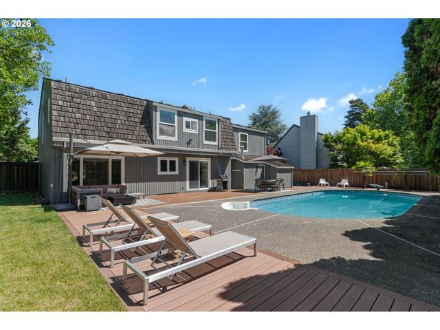 15784 Nw OVERTON Dr, Beaverton, OR 97006