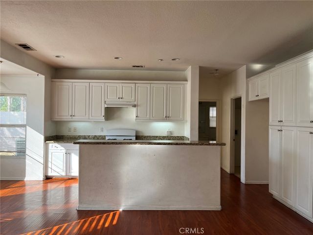 1241 Castledale Street, Riverside, CA 92501