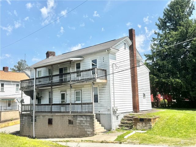 201 Water St, Fayette City, PA 15438