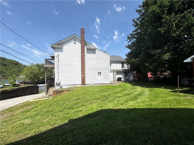 201 Water St, Fayette City, PA 15438