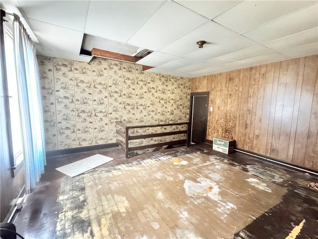 201 Water St, Fayette City, PA 15438