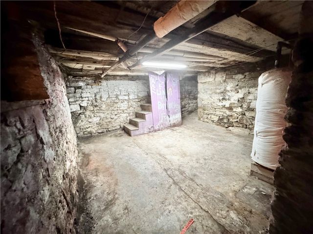 201 Water St, Fayette City, PA 15438