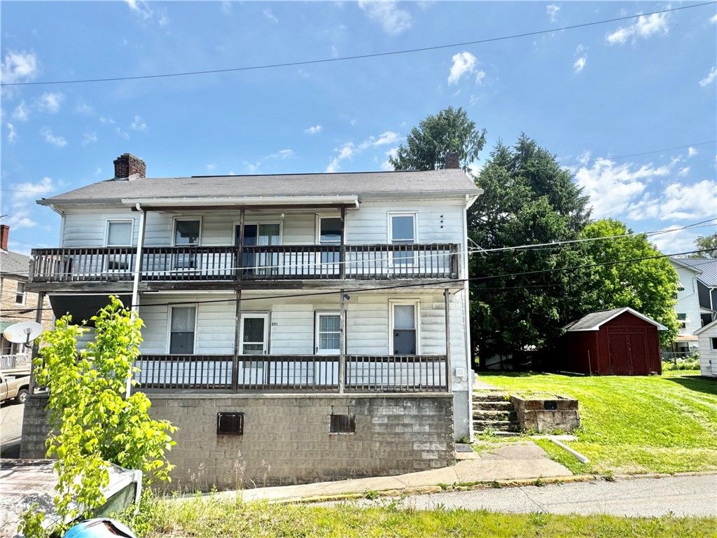 201 Water St, Fayette City, PA 15438