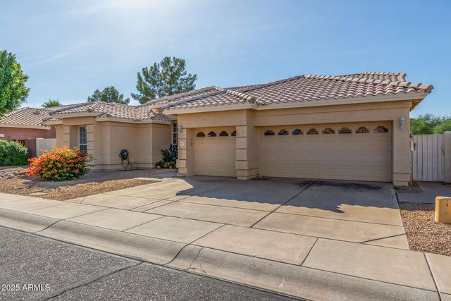 6279 W LOUISE Drive, Glendale, AZ 85310