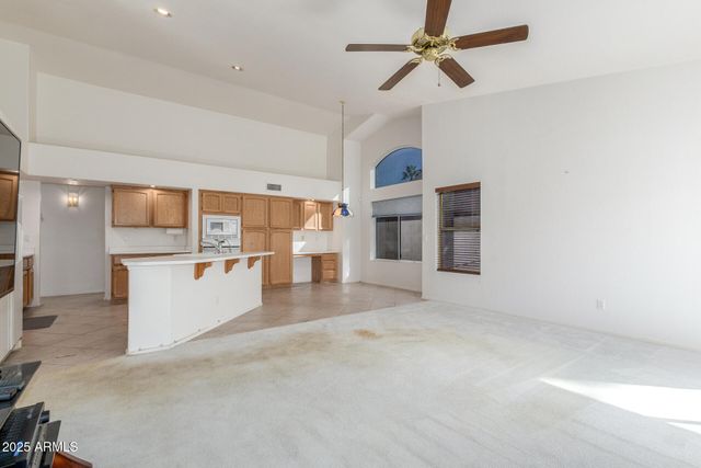 6279 W LOUISE Drive, Glendale, AZ 85310