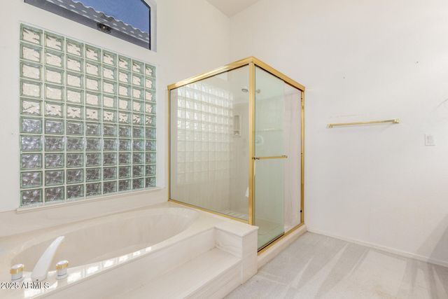 6279 W LOUISE Drive, Glendale, AZ 85310