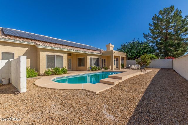 6279 W LOUISE Drive, Glendale, AZ 85310