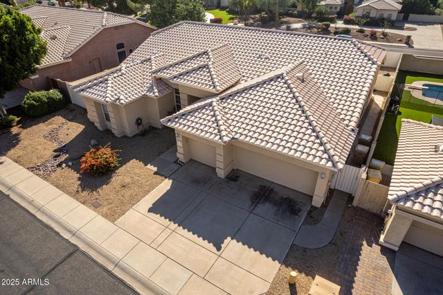 6279 W LOUISE Drive, Glendale, AZ 85310