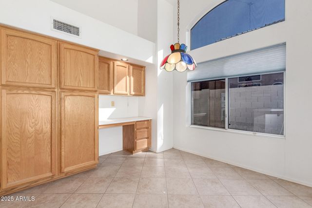 6279 W LOUISE Drive, Glendale, AZ 85310