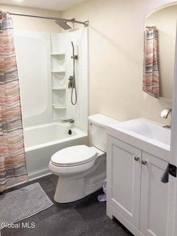 157 Louden Road, Saratoga Springs, NY 12866