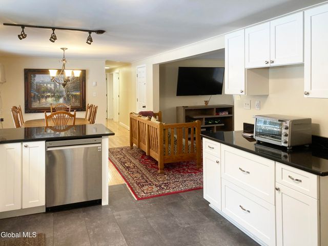 157 Louden Road, Saratoga Springs, NY 12866