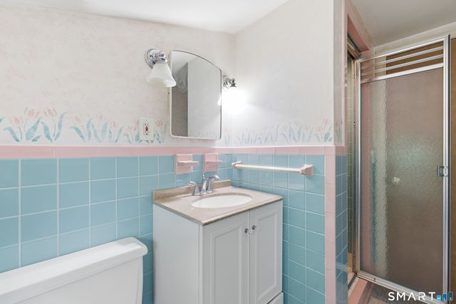 16 Hamilton Lane, Watertown, CT 06795
