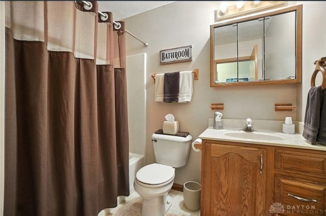 2685 Childers Drive, Xenia, OH 45385