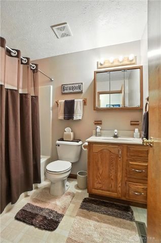 2685 Childers Drive, Xenia, OH 45385