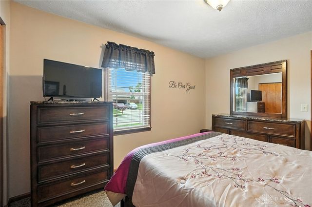 2685 Childers Drive, Xenia, OH 45385