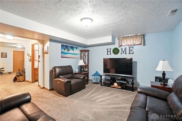 2685 Childers Drive, Xenia, OH 45385