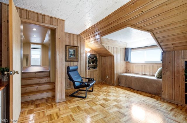 19110 Rockcliff Drive, Rocky River, OH 44116
