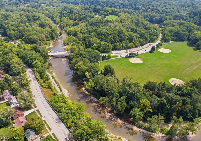 19110 Rockcliff Drive, Rocky River, OH 44116