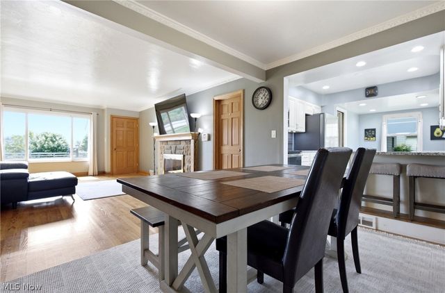 19110 Rockcliff Drive, Rocky River, OH 44116