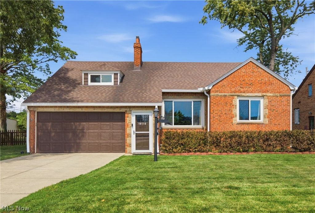 19110 Rockcliff Drive, Rocky River, OH 44116