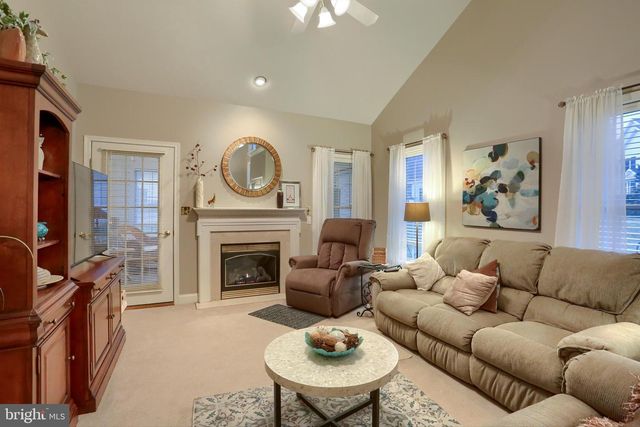 7748 GRAYBILL DR, Harrisburg, PA 17112