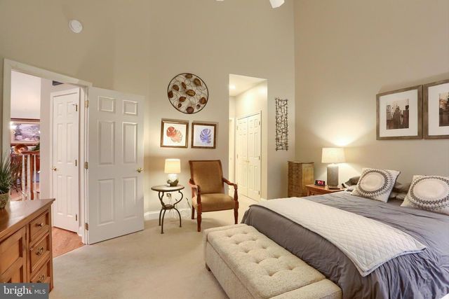 7748 GRAYBILL DR, Harrisburg, PA 17112