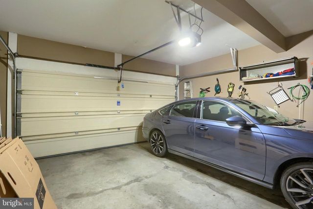 7748 GRAYBILL DR, Harrisburg, PA 17112