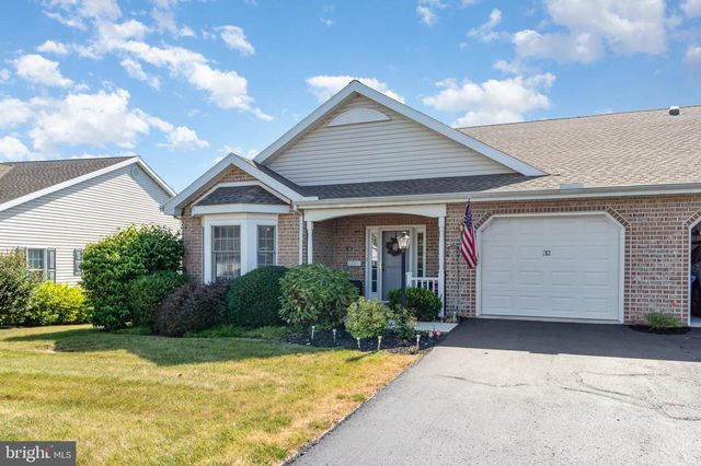 7748 GRAYBILL DR, Harrisburg, PA 17112